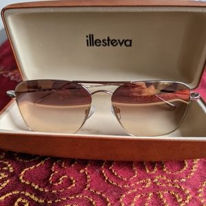 Illesteva Milos Sunglasses